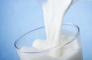 Flera olika enkla huskurer med mjölk