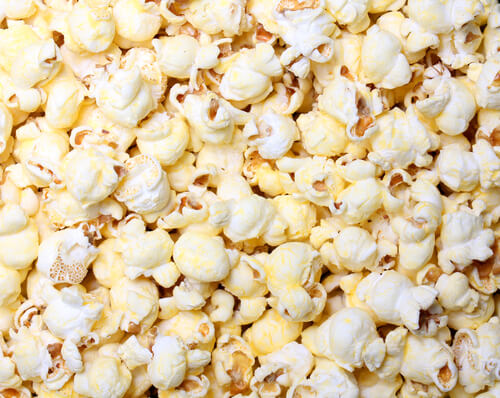 Popcorn är naturliga och nyttiga snacks