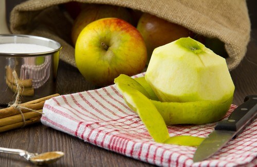 Huskur med äppelskal för att gå ner i vikt