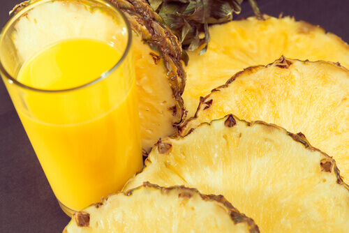 Juice på ananas