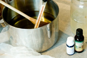 Hur man gör hemmagjort schampo