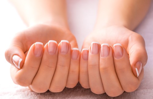 Vackrare naglar: omskötningstips och råd