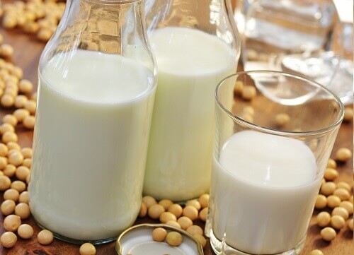 Mjölk gjord på sojabönor