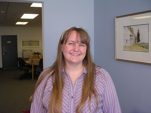 Kvinna med ljust hår