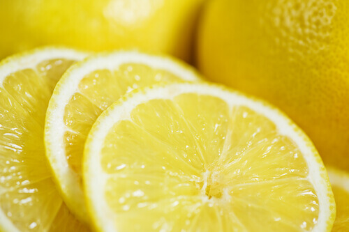 Citron innehåller askorbinssyra