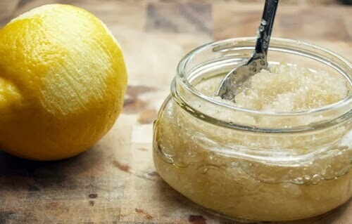 Effektiva exfolianter för ansikte och kropp Effektiva exfolianter för ansikte och kropp