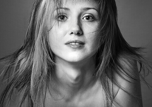 Drick vatten för hårets skull