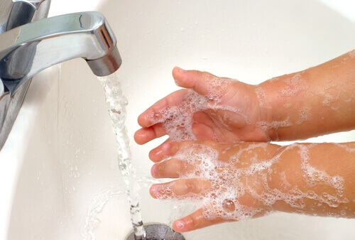 Tvätta händerna ofta