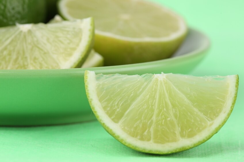 Citron är bra för att motverka torr hud
