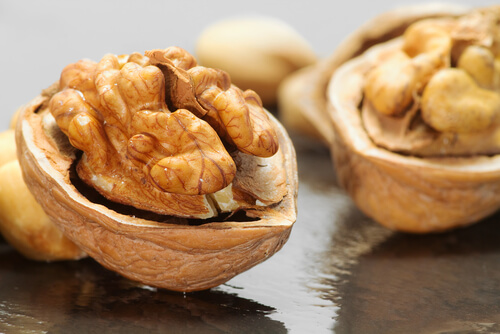 Är nötter för att motverka slitage av brosk