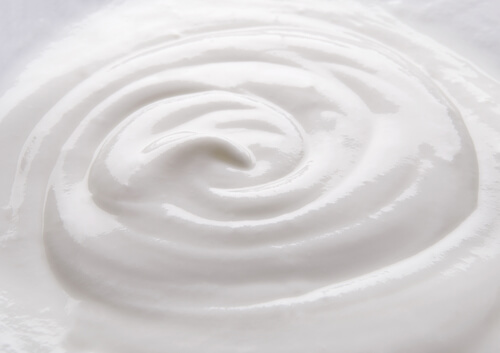 Yoghurt mot hudfläckar