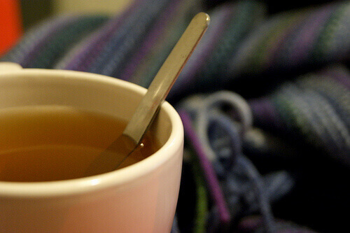Drick teer för att lösa upp slemmet