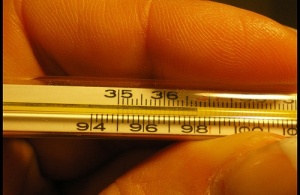 Lär dig att effektivt sänka feber hos barn