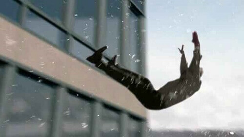 Vad kan orsaka olika drömmar om fall?