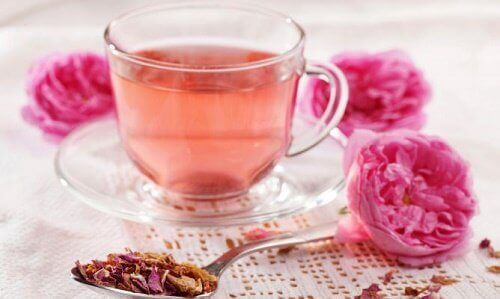 Ros och citronmeliss är bra mot stress och ångest