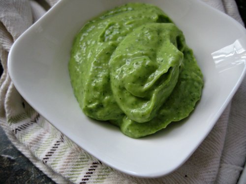 Avokado innehåller E-vitamin