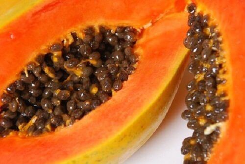 Det finns många fördelar med att äta papaya