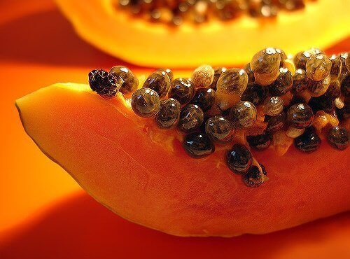 Fördelar med att äta papaya och papayafrön