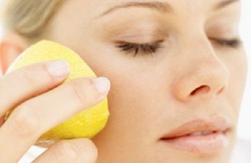 Ansiktsbehandling med citron