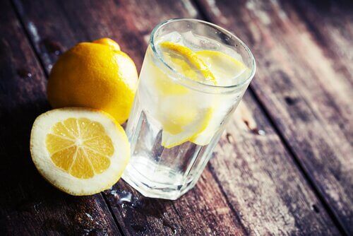 Citronvatten