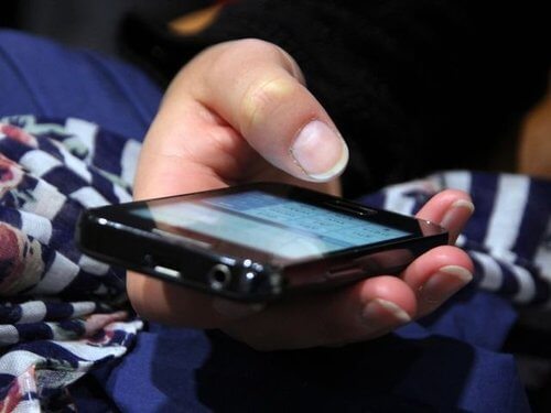 Mobiltelefoner kan leda till huvudvärk