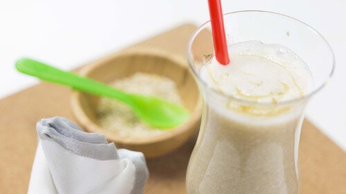 Smoothie på havregryn och päron som en huskur mot ångest