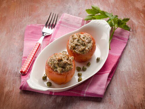 Fyllda tomater med tonfisk