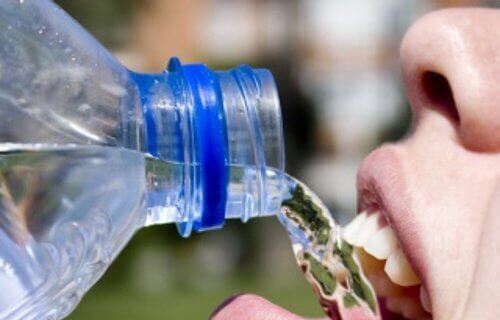 5 anledningar att inte dricka vatten på flaska