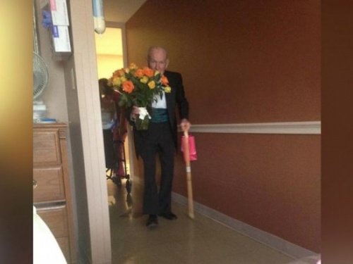 Kommer med blommor