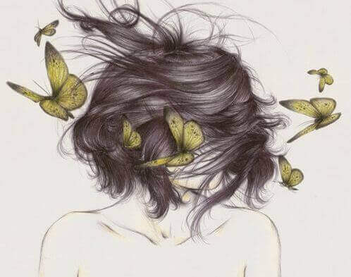 Kvinna-och-fjärilar