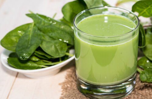Fördelarna med renande gröna smoothies