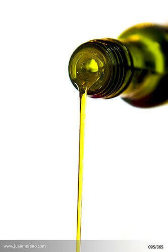Hur du kan använda olivolja mot förstoppning