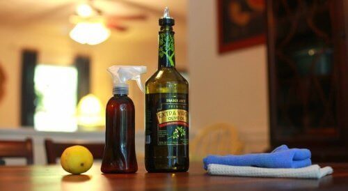 hemgjort-rengöringsmedel-med-olivolja
