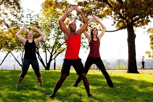 Jumping-Jacks-500x334