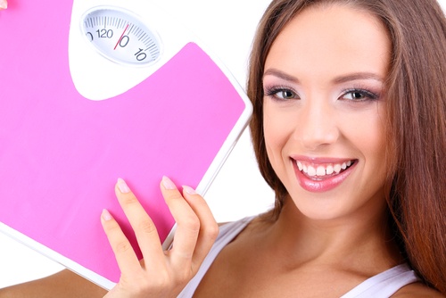 Citronsyra främjar smältning av fetter och minskar överflödig vikt