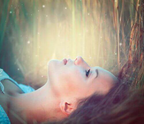 7 tecken på att du inte älskar dig själv tillräckligt