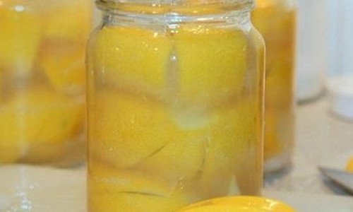 Gör basiskt vatten och normalisera kroppens pH-värde