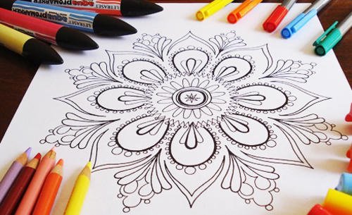 Färglägg mandalas: lindra din stress och öka din kreativitet