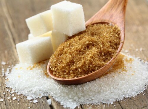 Råd för att ta bort vitt socker från kosten