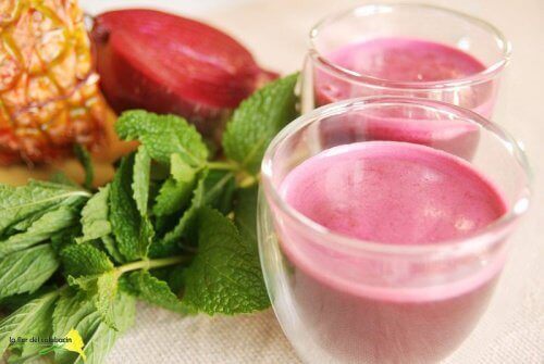 Vitalisera kroppen med päron-, rödbets- och spenatjuice