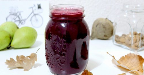 Päron-, rödbets- och spenatjuice i burk