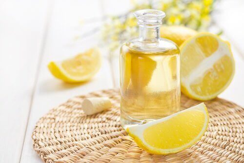 Eterisk citronolja