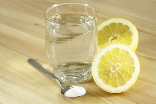 citronvatten med bikarbonat