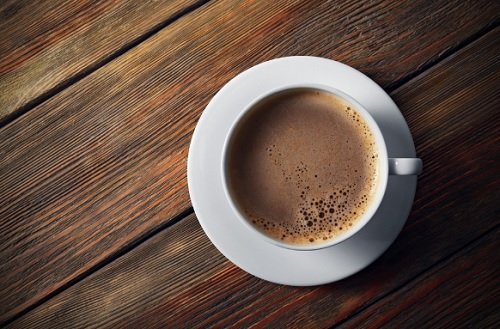De 6 värsta ingredienserna du kan ha i ditt kaffe