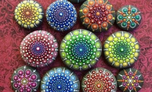 Lindra stress med stenkonstterapi