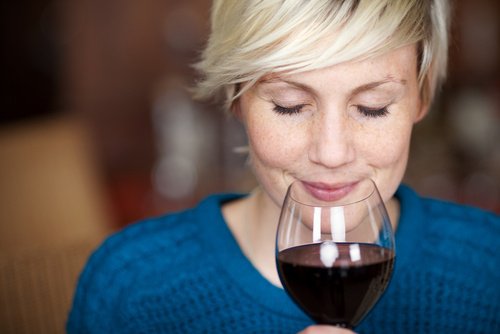 Drick rödvin med måtta för att dra nytta av dess fördelar