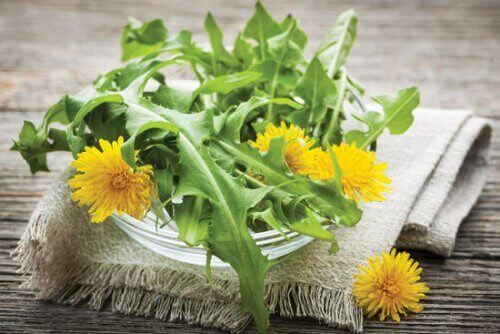 7 naturliga diuretika du borde lägga till i din kost