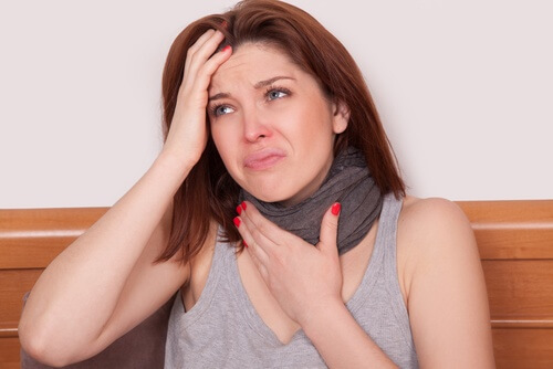 Laryngit är inflammation i struphuvudet