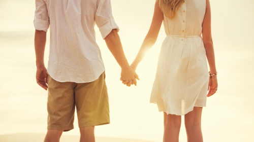 par-som-håller-handen