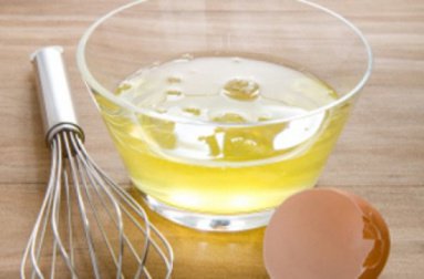 skål med vispade äggvitor